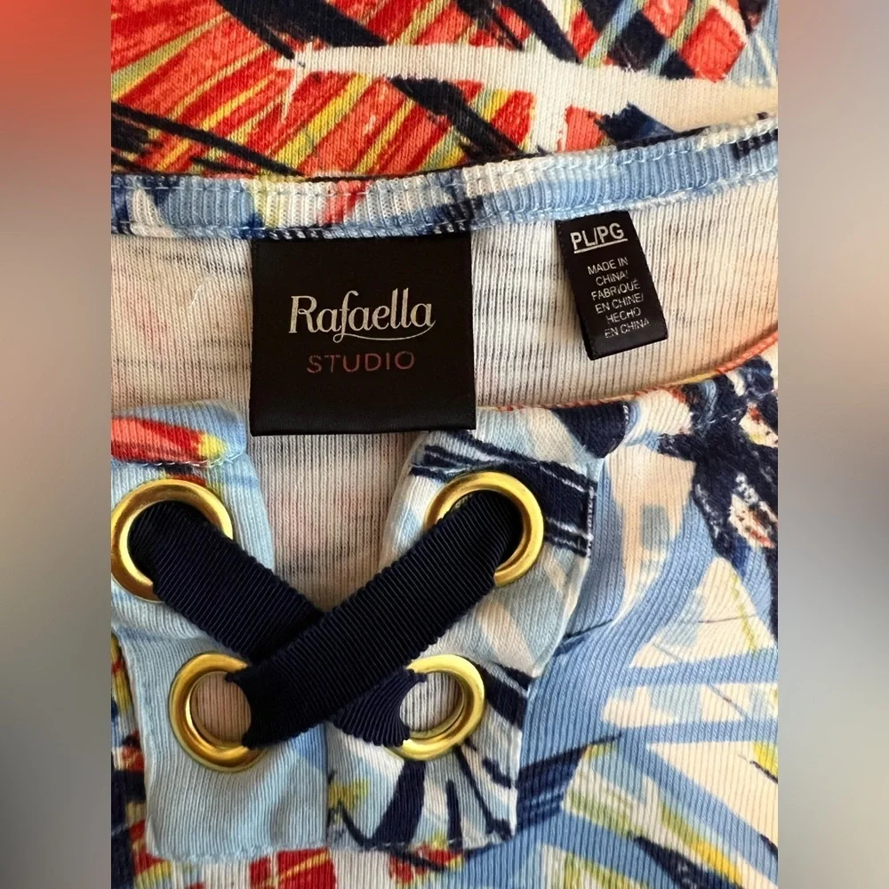 Rafaella Short Sleeve Top Size Petite Large Blue and Orange Graphic Design
